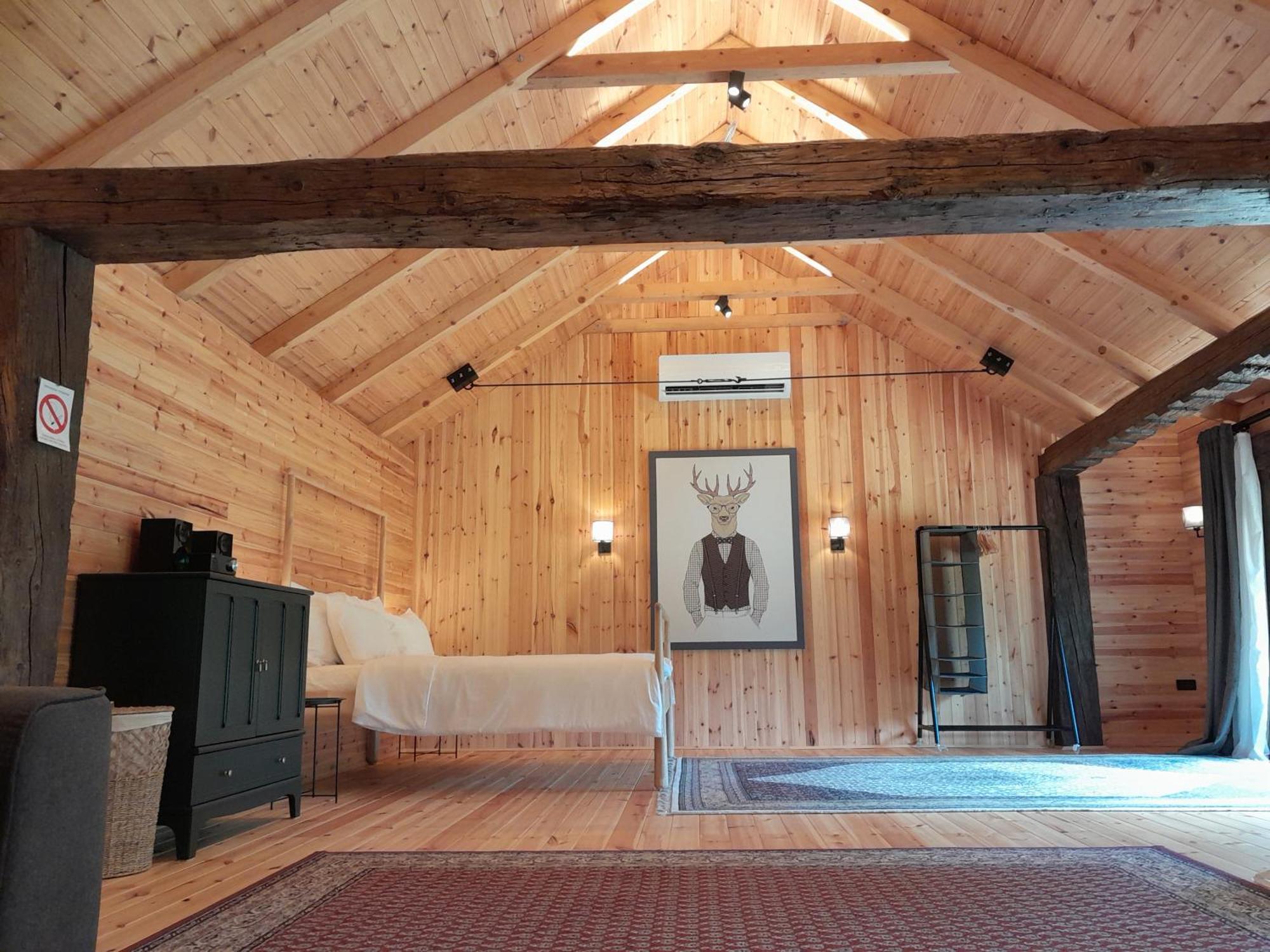 Nica Wood Villa Sremska Kamenica Dış mekan fotoğraf